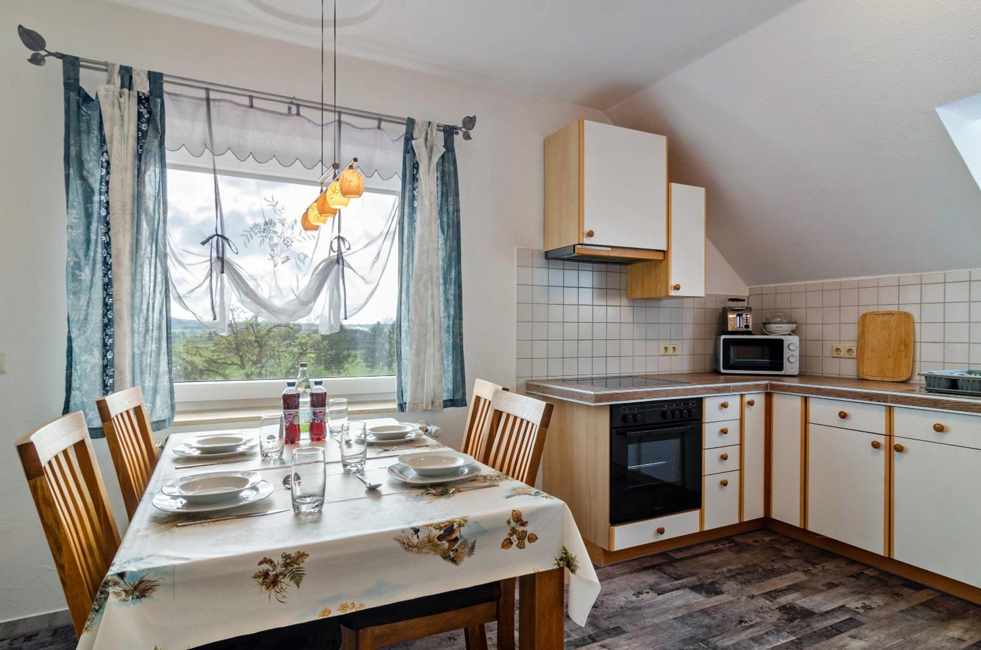Apartamento Arnold Laubbach Ostrach Exterior foto